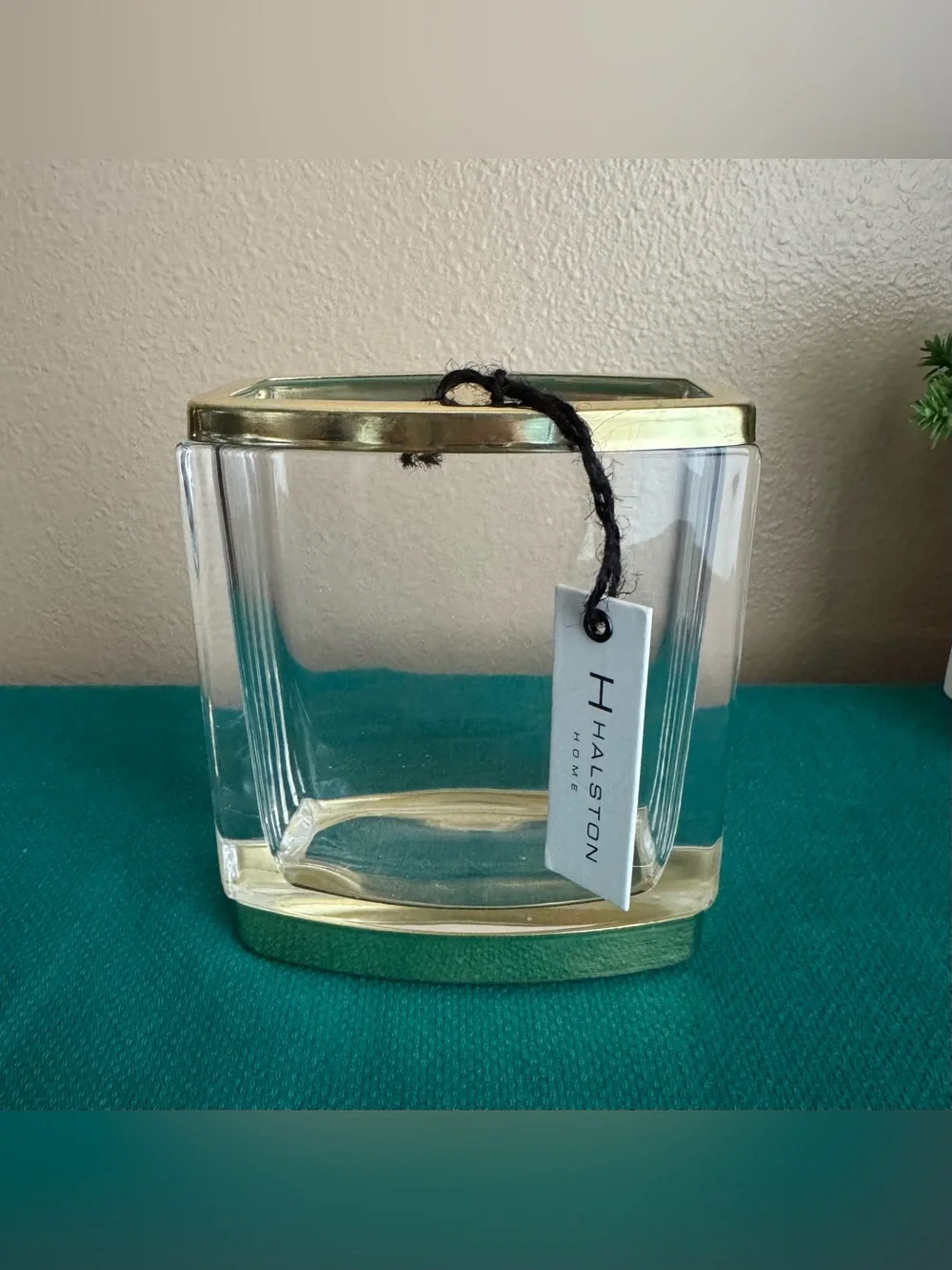 Halston Home gold tone toothbrush holder with tags